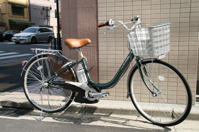 アシスタ